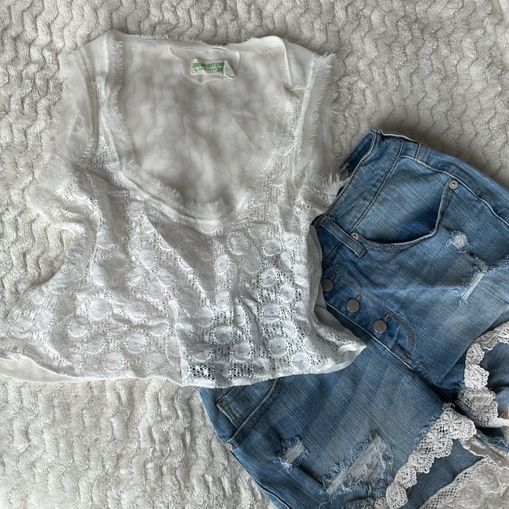 Crop top sheer lace size small